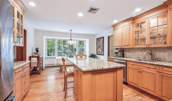 33 Cold Spring Rd, Avon, CT 06001
