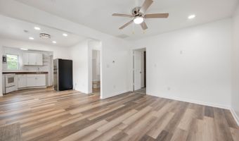 3918 Columbus Ave, Anderson, IN 46013