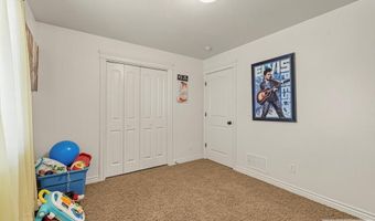 4094 Mathews Dr, Ammon, ID 83406