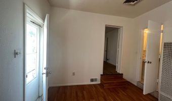 305 MADISON St NE, Albuquerque, NM 87108