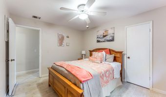 162 BELVEDERE St, Atlantic Beach, FL 32233