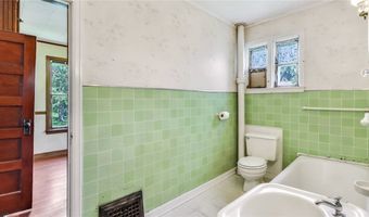 218 E Clark St, Alma Center, WI 54611