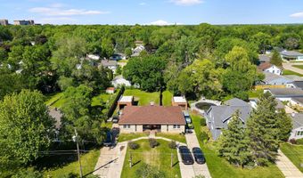 1269 Garland St, Allouez, WI 54301