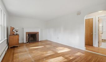 380 Angell Rd, North Providence, RI 02904