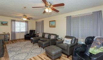 14 Nichol St, Carlsbad, NM 88220