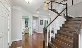 7 HEARTWOOD Ter, Rockville, MD 20855