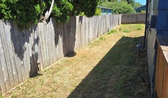 92367 E Rd, Astoria, OR 97103