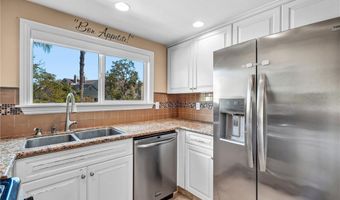 44 Rainwood, Aliso Viejo, CA 92656