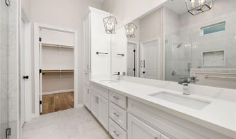 527 Hunter Dr, Alamo, TX 78516