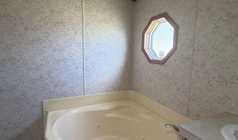 107 E Corporate Dr, Ames, OK 73718