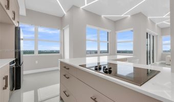 18011 Biscayne Blvd PH04, Aventura, FL 33160