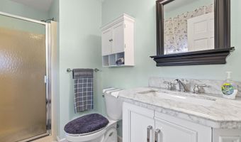 479 Donald St, Bedford, NH 03110
