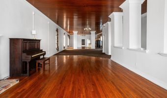 1016 NOBLE St, Anniston, AL 36201
