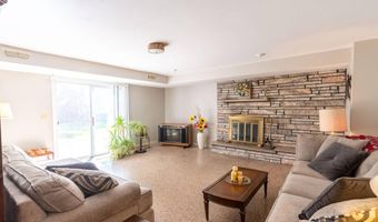 8 Sawyer Pl, Albany, NY 12208