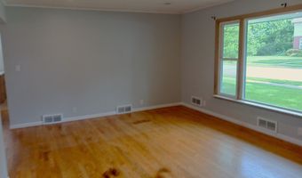 930 WASHINGTON St, Wisconsin Rapids, WI 54494