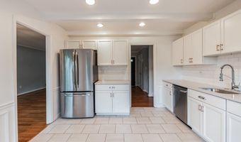 6704 BUTTERMERE Ln, Bethesda, MD 20817