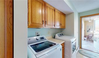 410 Wandsworth St, Narragansett, RI 02882