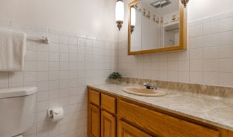 410 W Kirchhoff Rd, Arlington Heights, IL 60005