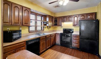 397 Bayview Ave, Bayville, NJ 08721