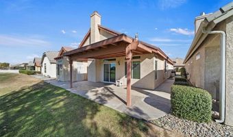 11262 Country Club Dr, Apple Valley, CA 92308