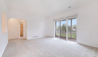 2925 N Knightsbridge Cir, Ann Arbor, MI 48105