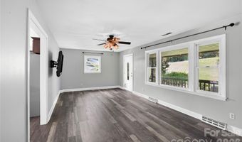 611 Pole Creasman Rd, Asheville, NC 28806