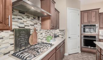 20584 W HILLCREST Blvd, Buckeye, AZ 85396