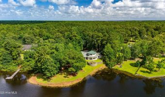 130 Willowbrook Dr, Arapahoe, NC 28510