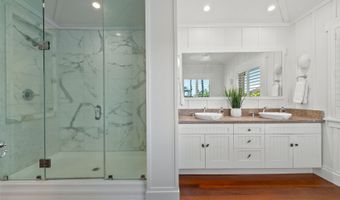 810 N Kalaheo Ave F, Kailua, HI 96734