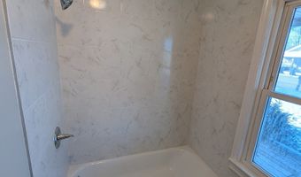 4826 Main St, Anderson, IN 46013