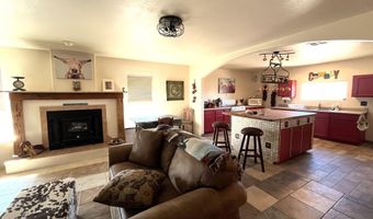 27230 S COYOTE Trl, Congress, AZ 85332