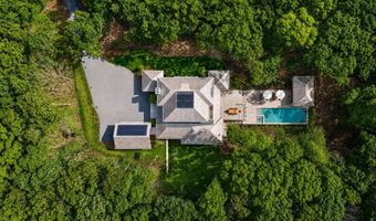 62 Canvasback Ln, Amagansett, NY 11937