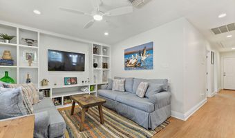 103 Oak Dr, Bay St. Louis, MS 39520
