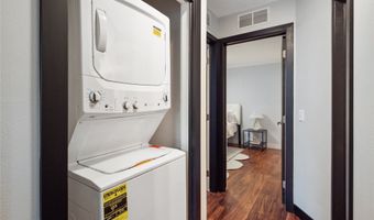 301 SE Delaware Ave 303, Ankeny, IA 50021