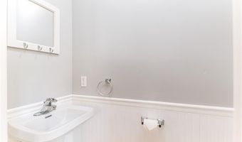 26 Fort Ninigret Rd, Charlestown, RI 02813