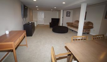 565 Cedar Ln, Batesville, IN 47006