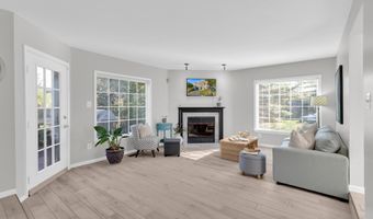 21178 WILDFLOWER Sq, Ashburn, VA 20147