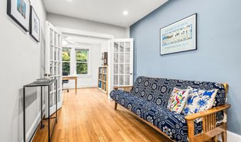 1716 IRVING St NW, Washington, DC 20010