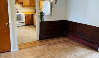 4 Reed Pl, East Greenwich, RI 02818