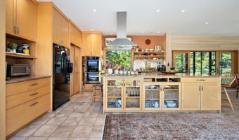 78 Youngs Mountain Rd, Bar Harbor, ME 04609