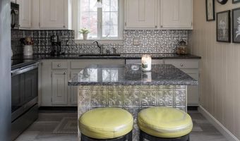 59 Spice Bush Trl, Narragansett, RI 02882