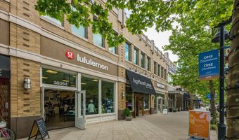 20305 SAVIN HILL Dr, Ashburn, VA 20147