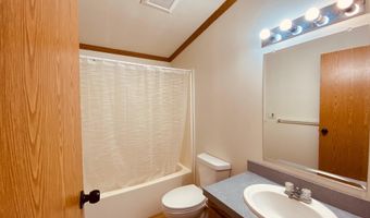 9505 TOWN HALL Rd, Amherst Junction, WI 54407