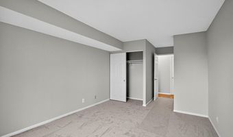 5902 MOUNT EAGLE Dr 805, Alexandria, VA 22303
