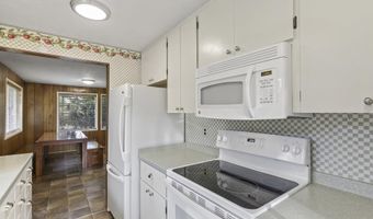 10418 Champoeg Rd NE, Aurora, OR 97002