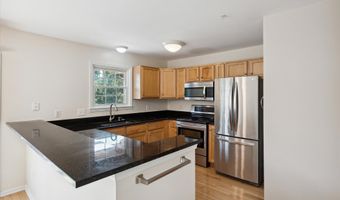 2817 Barclay Way, Ann Arbor, MI 48105