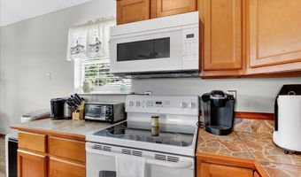 4031 Bank St, Bay St. Louis, MS 39520