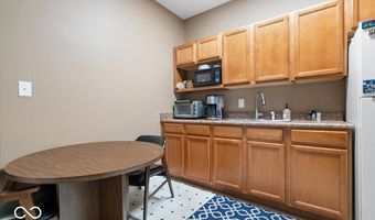 299 Shiloh Xing, Avon, IN 46123