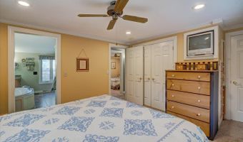 7422 Loy Rd, Arena, WI 53503