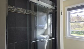 190 Short Beach Rd, Branford, CT 06405